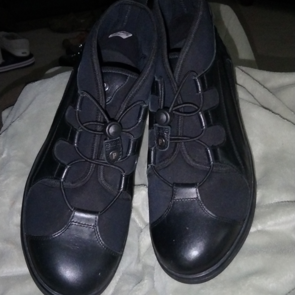 Pandere Ankle Boots